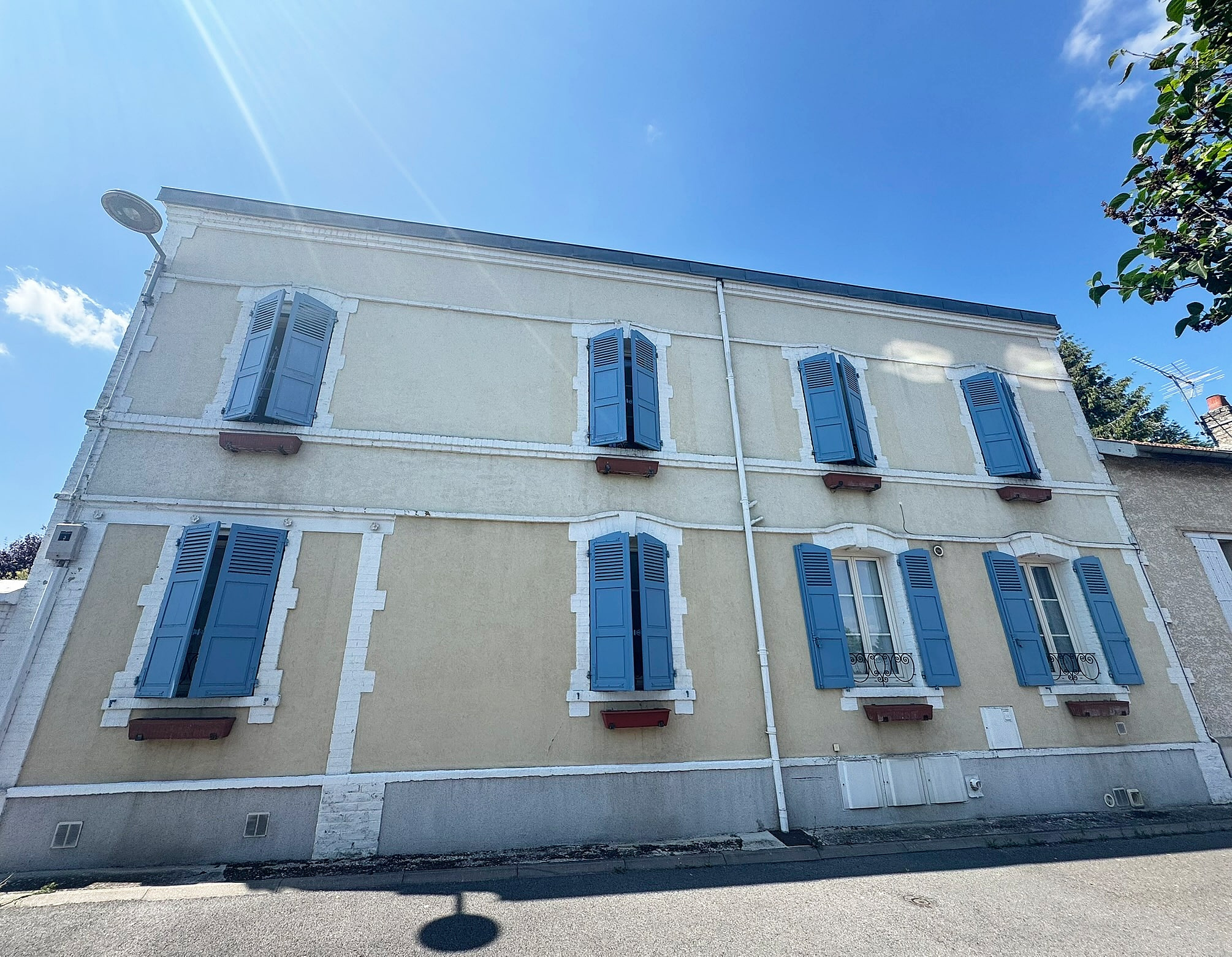 Agence immobilière de MOUSSY